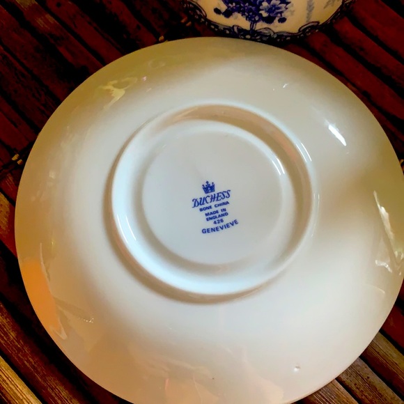 🔥🔥Duchess/Bone China/Made in England 426 # GENEVIEVE🔥🔥 - Picture 9 of 12